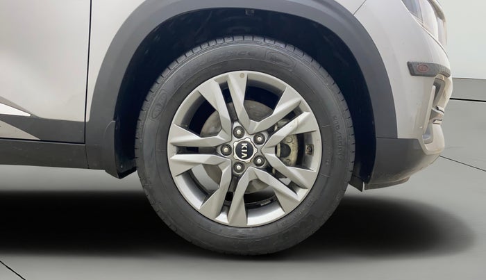 2020 KIA SELTOS HTX 1.5 PETROL, Petrol, Manual, 35,831 km, Right Front Wheel