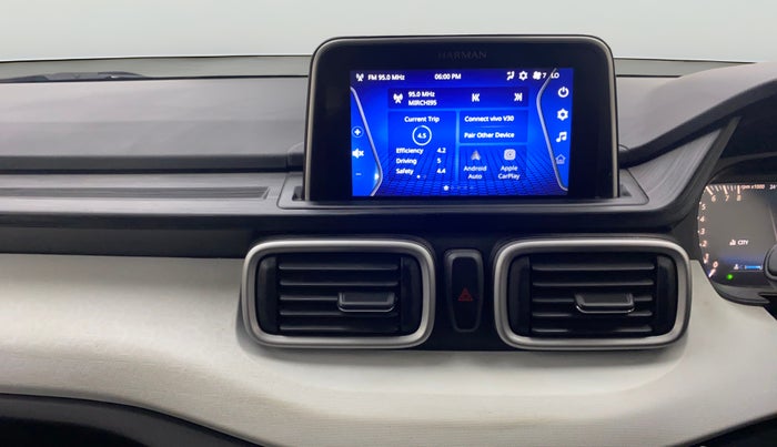 2024 Tata PUNCH CREATIVE  1.2 RTN DUAL TONE, Petrol, Manual, 8,011 km, Air Conditioner