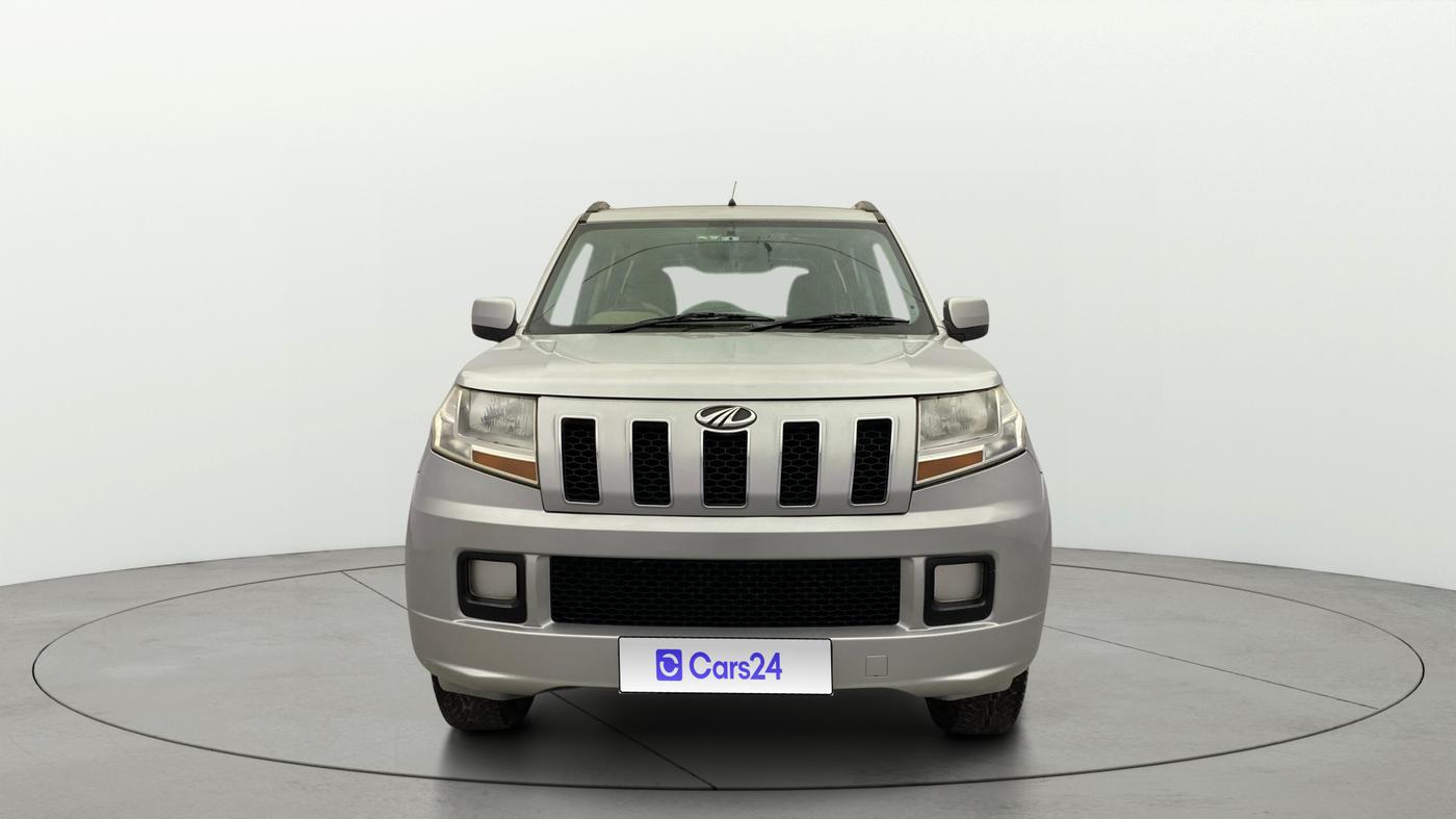 2017 Mahindra TUV300 T6 PLUS, Diesel, Manual, 1,24,789 km, Front
