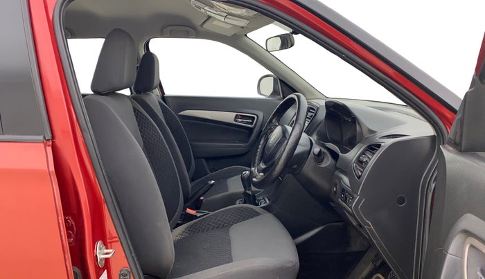 2017 Maruti Vitara Brezza ZDI PLUS DUAL TONE, Diesel, Manual, 71,121 km, Right Side Front Door Cabin