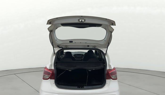 2018 Hyundai Grand i10 SPORTZ (O) 1.2 KAPPA VTVT, Petrol, Manual, 45,578 km, Boot Door Open