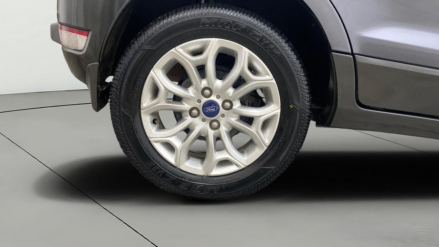 2015 Ford Ecosport TITANIUM 1.5L PETROL AT, Petrol, Automatic, 1,04,391 km, Right Rear Wheel