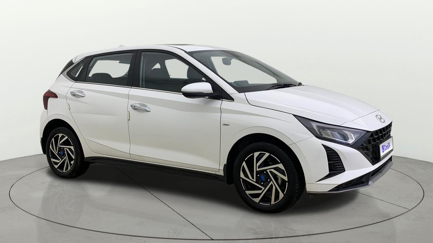 2025 Hyundai NEW I20 ASTA (O) 1.2 IVT, Petrol, Automatic, 16,681 km, SRP