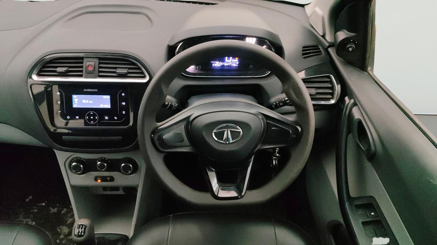 2020 Tata Tiago XT PETROL, Petrol, Manual, 57,829 km, Steering Wheel Close Up