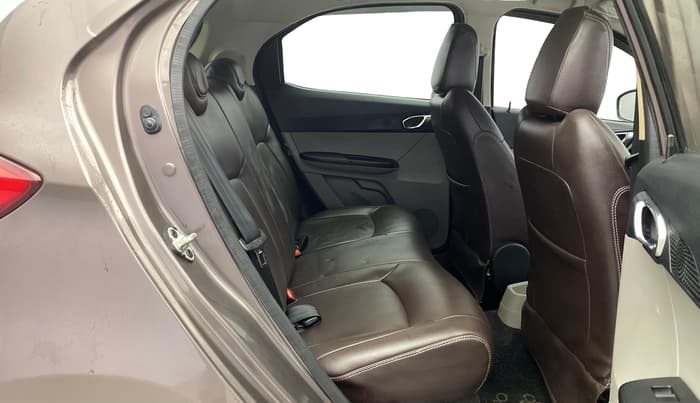 2018 Tata Tiago XZ PETROL, Petrol, Manual, 39,749 km, Right Side Rear Door Cabin
