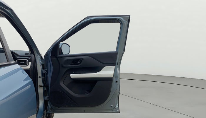 2022 Tata PUNCH ACCOMPLISHED MT, Petrol, Manual, 34,171 km, RHS Front Door