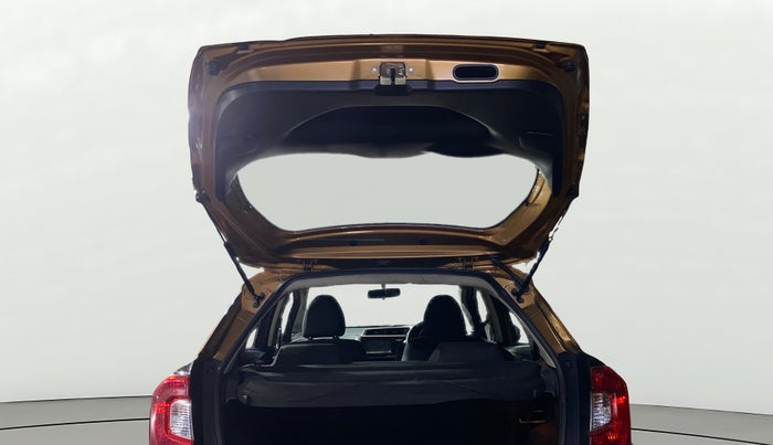 2018 Honda WR-V 1.2L I-VTEC VX MT, Petrol, Manual, 31,559 km, Boot Door Open