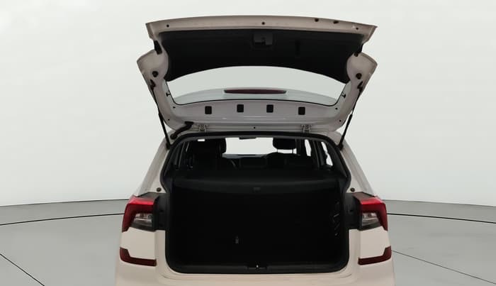 2021 Skoda KUSHAQ AMBITION 1.0L TSI AT, Petrol, Automatic, 1,12,663 km, Boot Door Open
