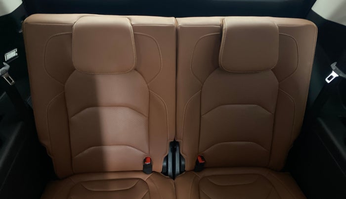 2021 MG HECTOR PLUS SHARP 2.0 DIESEL TURBO MT 6-STR, Diesel, Manual, 33,647 km, Third Seat Row ( optional )