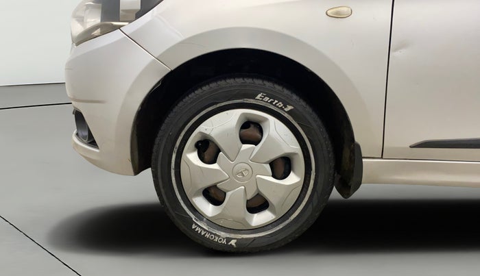 2018 Tata Tiago XT PETROL, Petrol, Manual, 54,178 km, Left Front Wheel