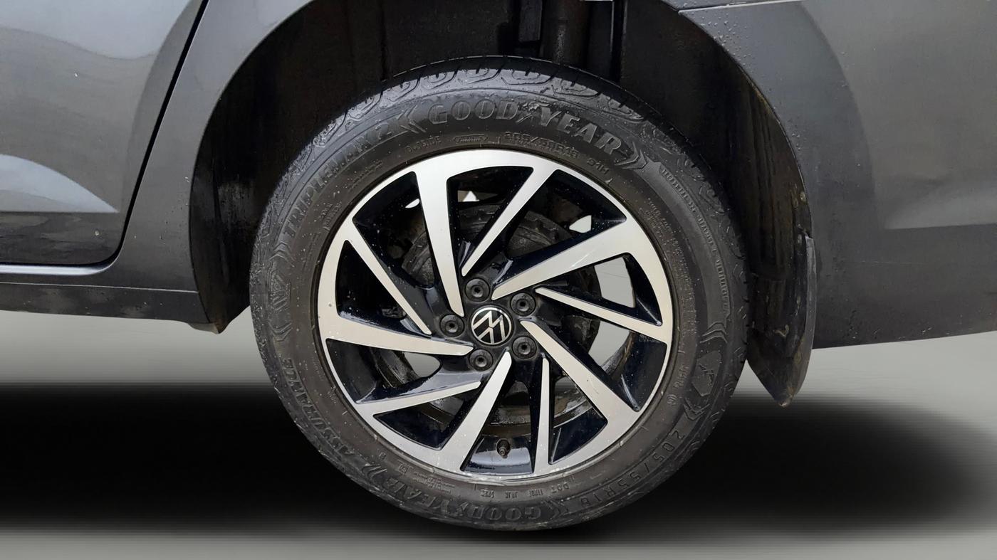 2023 Volkswagen VIRTUS TOPLINE TSI 1.0 AT, Petrol, Automatic, 64,199 km, Left Rear Wheel