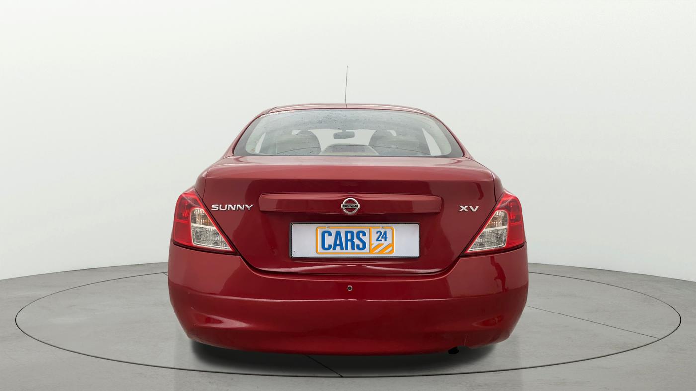 2015 Nissan Sunny XV PETROL, Petrol, Manual, 1,28,681 km, Back/Rear