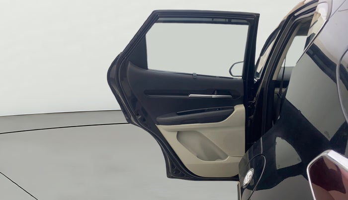 2021 KIA SONET HTX 1.0 IMT, Petrol, Manual, 36,357 km, LHS Rear Door