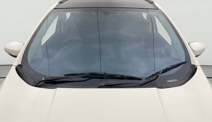 2018 Ford Ecosport TITANIUM 1.5L SIGNATURE EDITION (SUNROOF) DIESEL, Diesel, Manual, 1,29,502 km, Front Windshield