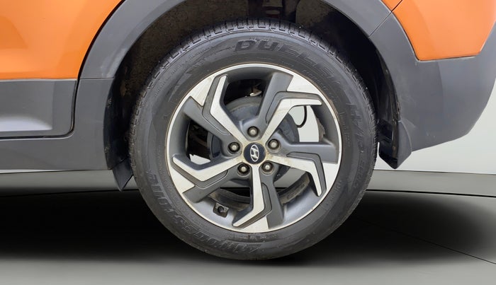 2018 Hyundai Creta SX AT 1.6 PETROL, Petrol, Automatic, 1,24,513 km, Left Rear Wheel