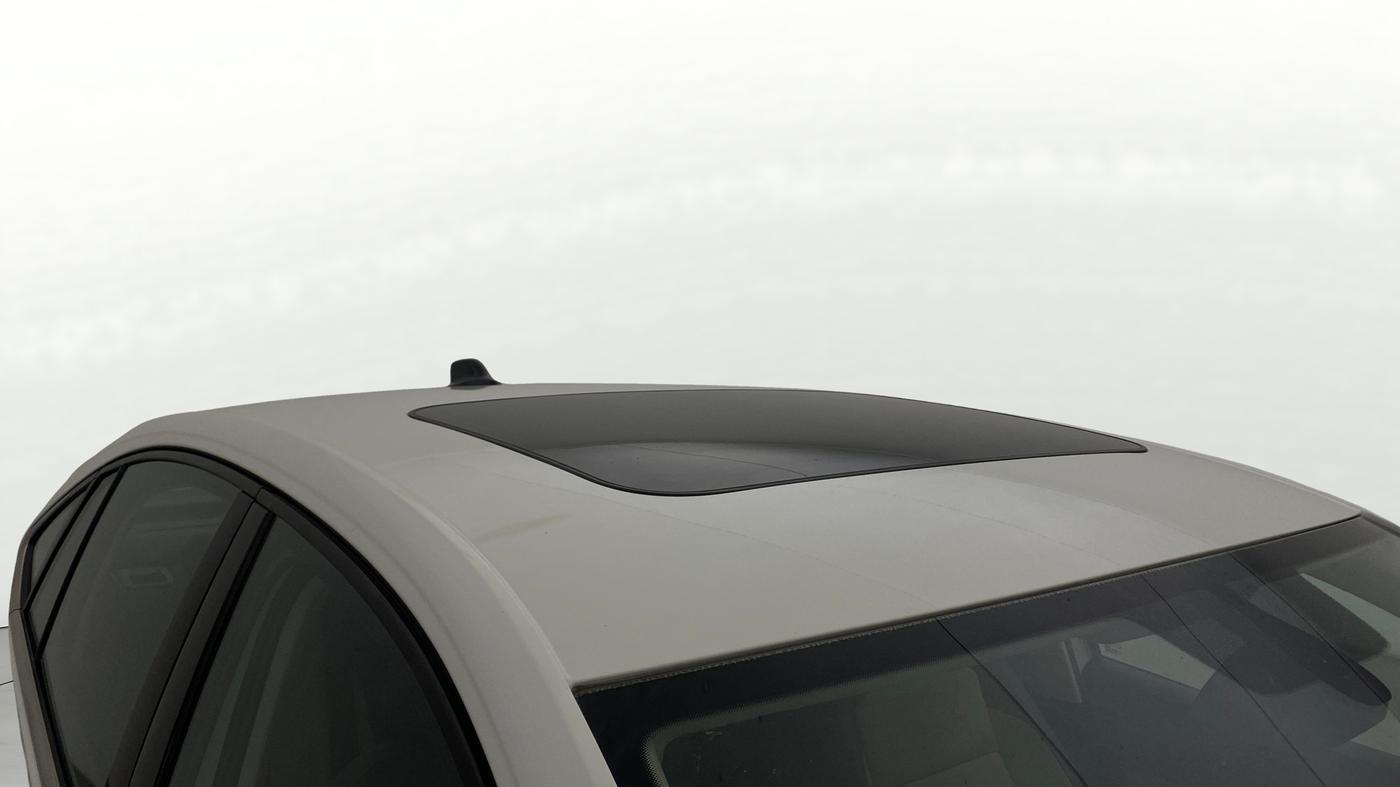 2022 Skoda SLAVIA STYLE 1.0L TSI AT, Petrol, Automatic, 34,915 km, Roof