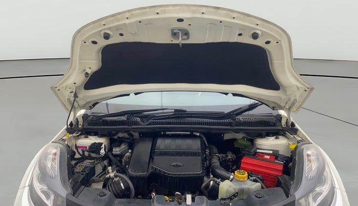 2018 Tata NEXON XZ PLUS DIESEL, Diesel, Manual, 42,587 km, Open Bonet