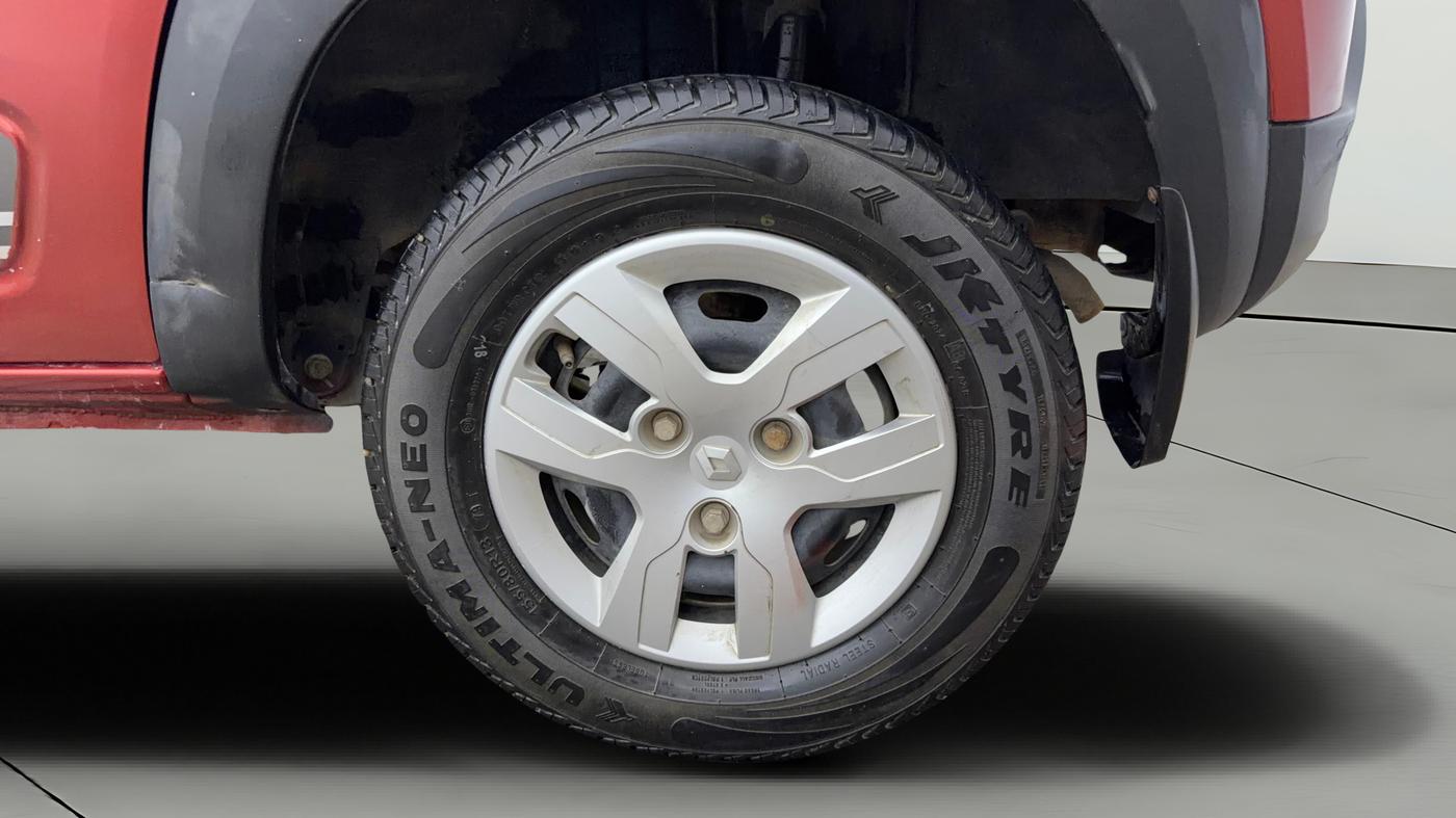 2019 Renault Kwid RXT 1.0 AMT (O), Petrol, Automatic, 19,555 km, Left Rear Wheel