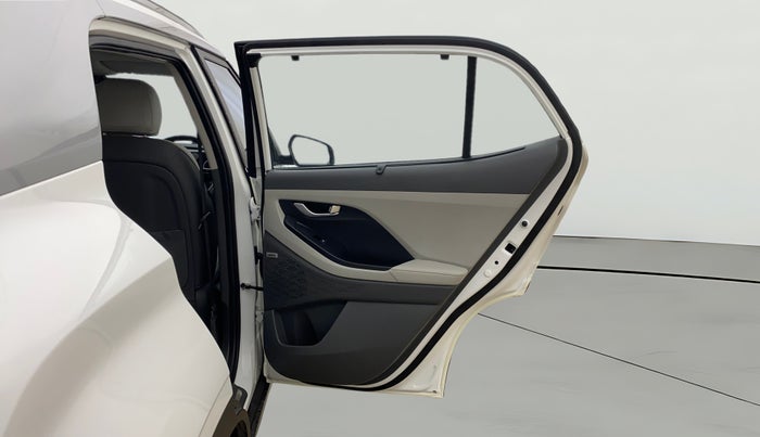 2024 Hyundai Creta SX (O) 1.5 PETROL, Petrol, Manual, 8,834 km, RHS Rear Door