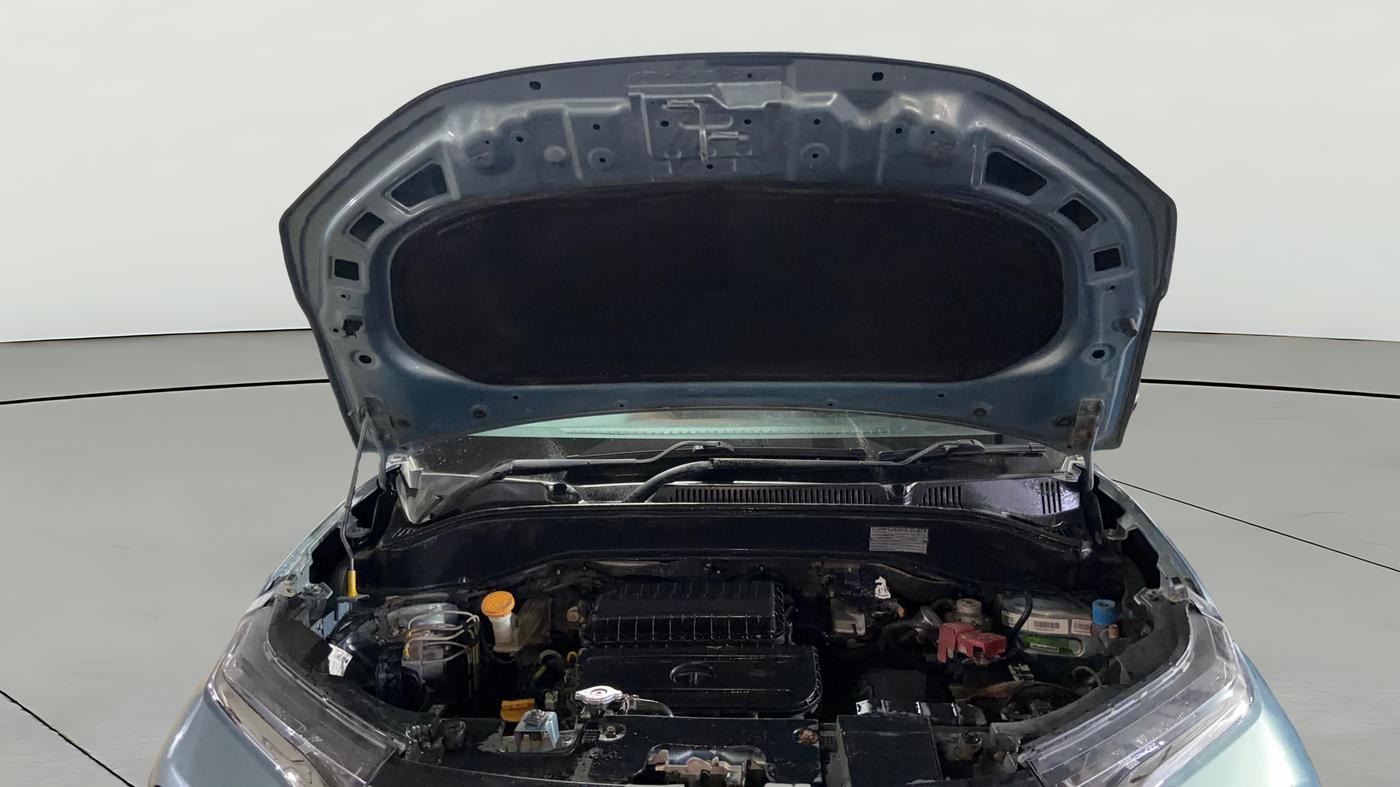 2022 Tata PUNCH ACCOMPLISHED MT, CNG, Manual, 95,049 km, Open Bonet