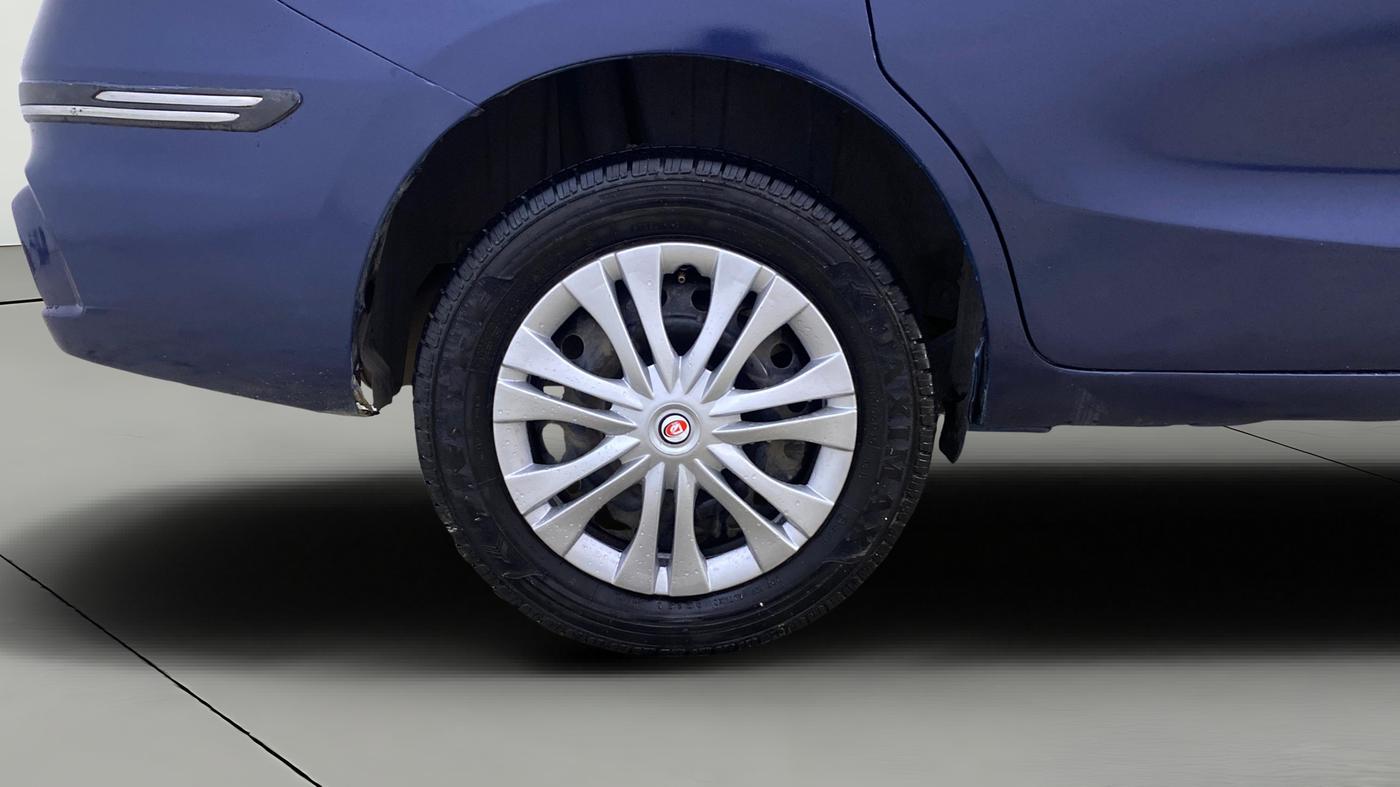 2021 Maruti Ertiga VXI CNG, CNG, Manual, 62,408 km, Right Rear Wheel