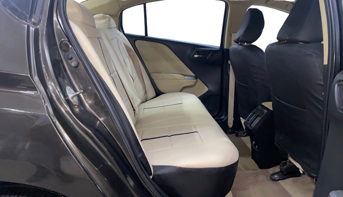 2016 Honda City 1.5L I-VTEC VX (O) MT, Petrol, Manual, 53,901 km, Right Side Rear Door Cabin