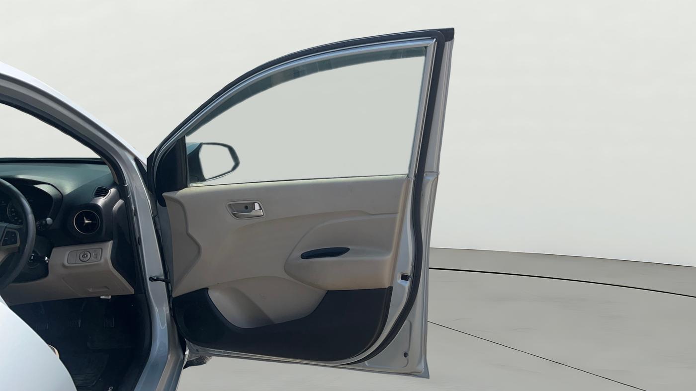 2019 Hyundai NEW SANTRO SPORTZ MT, Petrol, Manual, 31,395 km, RHS Front Door