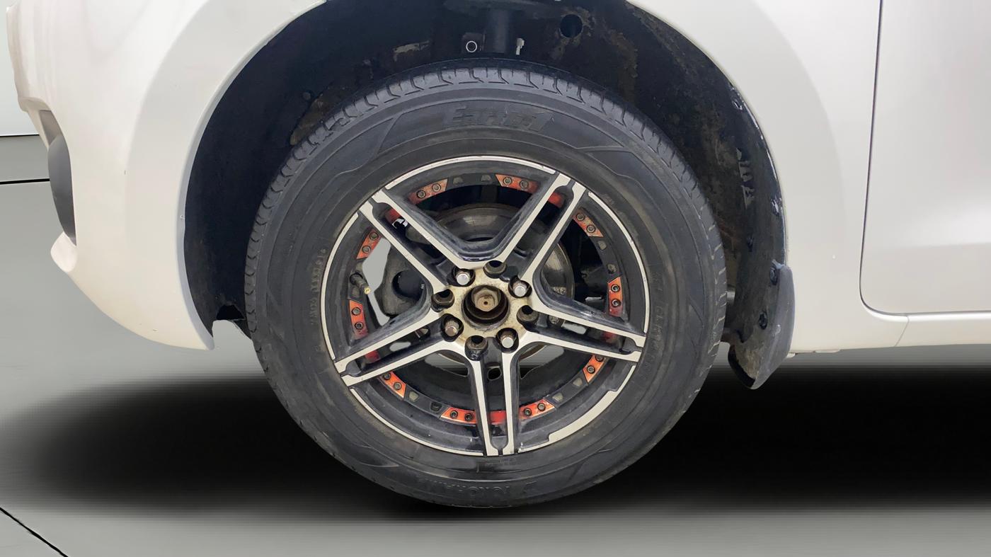 2019 Maruti Swift VDI, Diesel, Manual, 78,902 km, Left Front Wheel