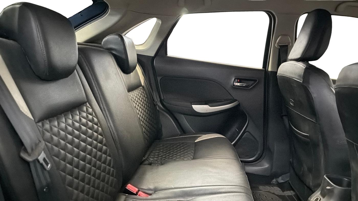 2016 Maruti Baleno DELTA PETROL 1.2, Petrol, Manual, 64,538 km, Right Side Rear Door Cabin