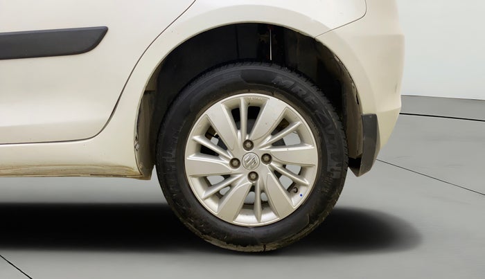 2017 Maruti Swift ZXI, Petrol, Manual, 61,514 km, Left Rear Wheel