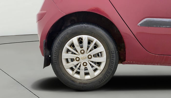 2016 Hyundai i10 SPORTZ 1.2, Petrol, Manual, 43,254 km, Right Rear Wheel