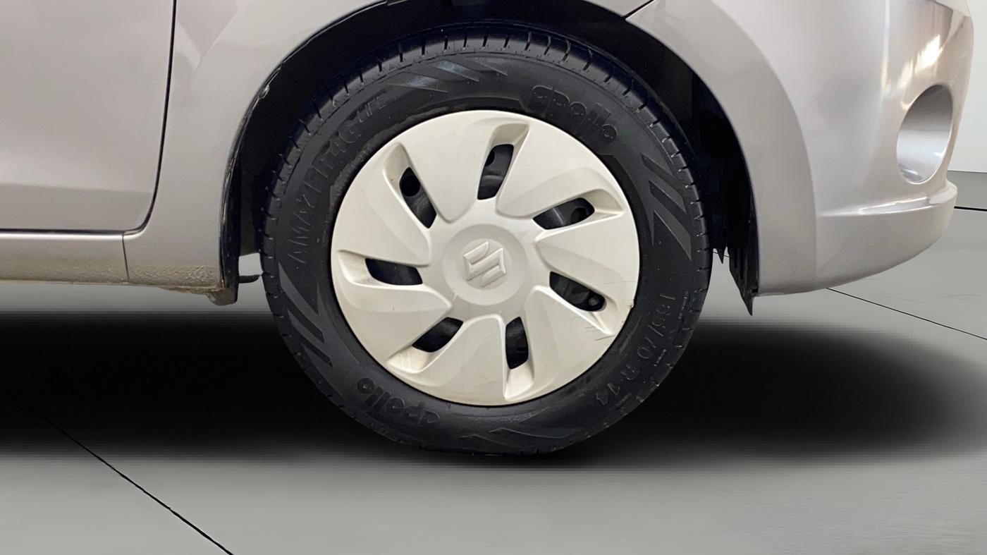 2014 Maruti Celerio VXI, Petrol, Manual, 15,355 km, Right Front Wheel