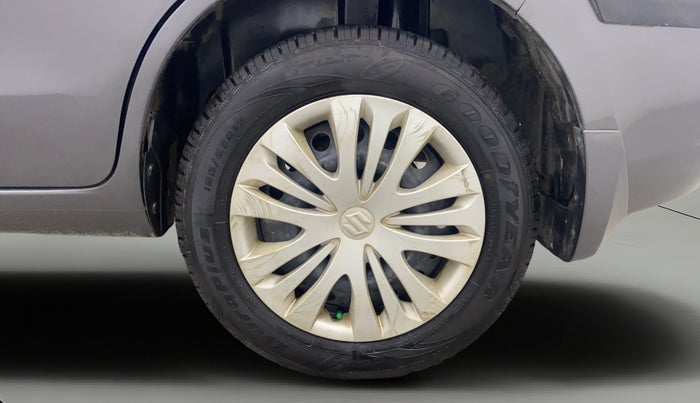 2012 Maruti Ertiga VXI, Petrol, Manual, 1,11,984 km, Left Rear Wheel