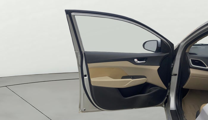 2019 Hyundai Verna 1.6 VTVT SX, Petrol, Manual, 84,490 km, LHS Front Door