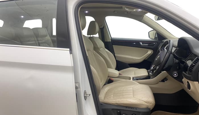 2018 Skoda Kodiaq L&K 2.0 TDI 4X4 AT, Diesel, Automatic, 1,29,281 km, Right Side Front Door Cabin