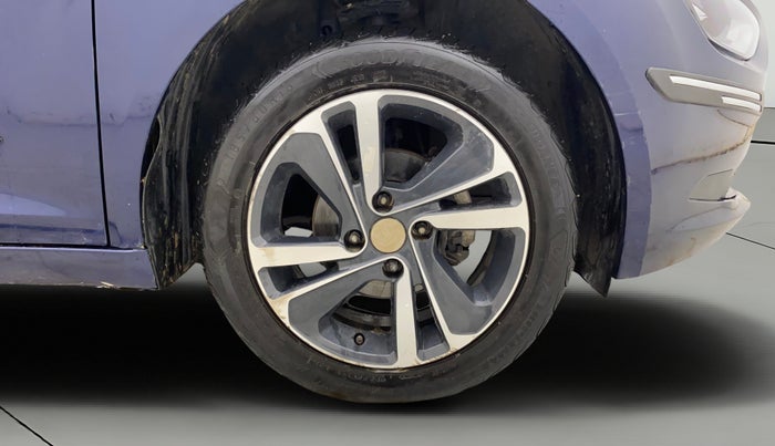2022 Tata ALTROZ XZA, CNG, Automatic, 43,743 km, Right Front Wheel