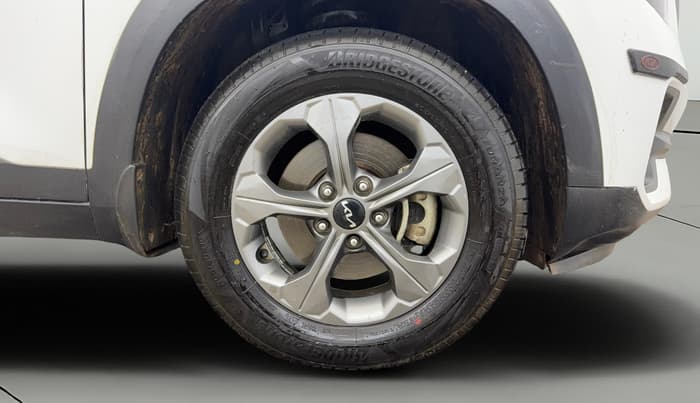 2021 KIA SELTOS HTK PLUS 1.5 DIESEL, Diesel, Manual, 1,07,115 km, Right Front Wheel