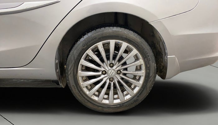 2017 Maruti Ciaz ALPHA  AT 1.4  PETROL, CNG, Automatic, 46,803 km, Left Rear Wheel