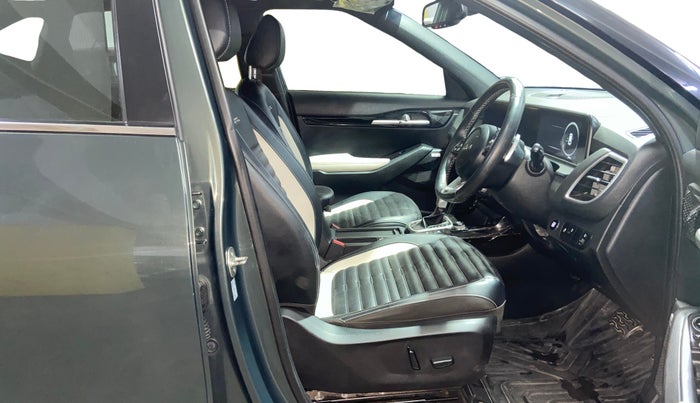 2023 KIA SELTOS  GTX Plus 1.5 Turbo Petrol DCT, Petrol, Automatic, 44,232 km, Right Side Front Door Cabin