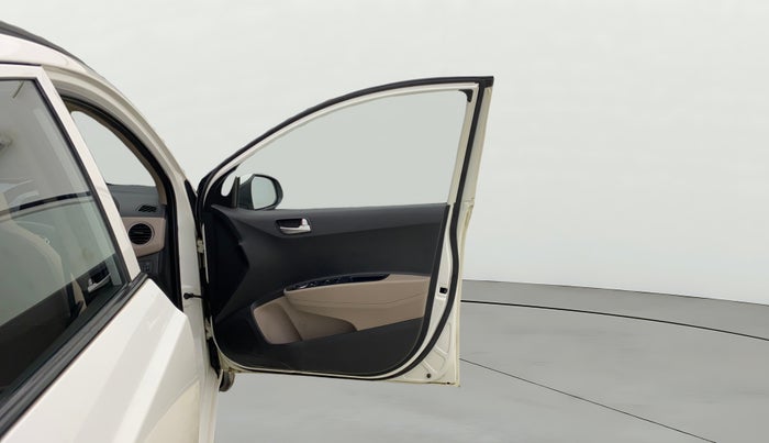 2015 Hyundai Grand i10 ASTA AT 1.2 KAPPA VTVT, Petrol, Automatic, 36,235 km, RHS Front Door