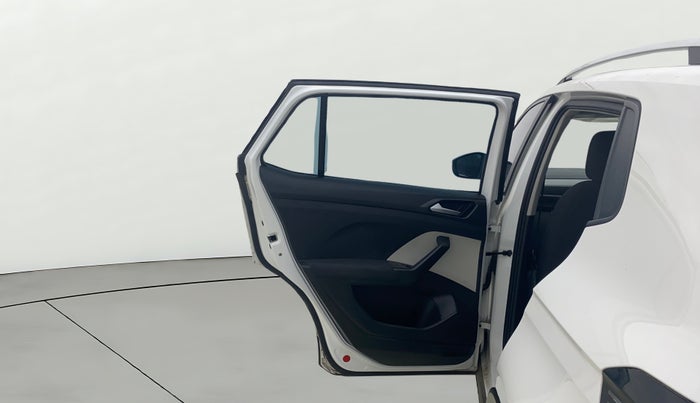 2025 Volkswagen TAIGUN Highline Plus 1.0 TSI AT, Petrol, Automatic, 9,799 km, LHS Rear Door