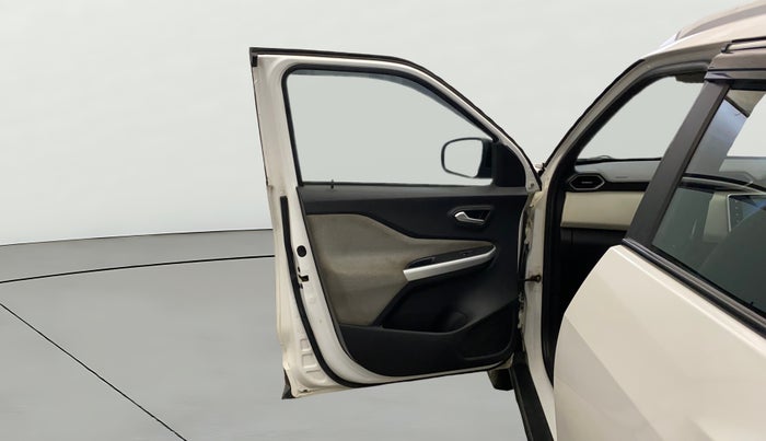 2022 Nissan MAGNITE XV TURBO CVT, Petrol, Automatic, 33,823 km, LHS Front Door