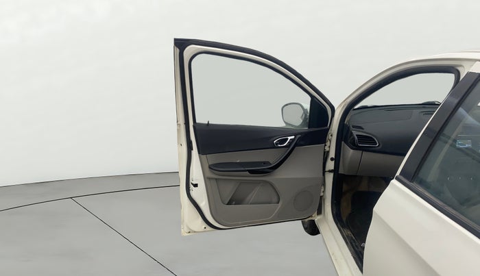 2017 Tata Tiago XZA PETROL, Petrol, Automatic, 68,190 km, LHS Front Door