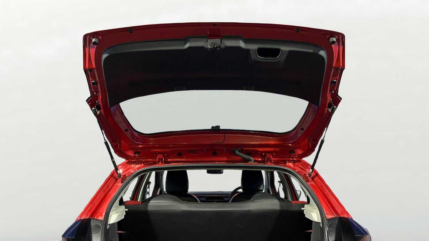 2020 Tata ALTROZ XE PETROL, Petrol, Manual, 31,534 km, Boot Door Open