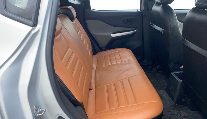 2022 Nissan MAGNITE XE, Petrol, Manual, 36,721 km, Right Side Rear Door Cabin