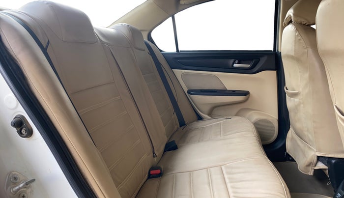 2022 Honda Amaze 1.2L I-VTEC S, Petrol, Manual, 26,343 km, Right Side Rear Door Cabin