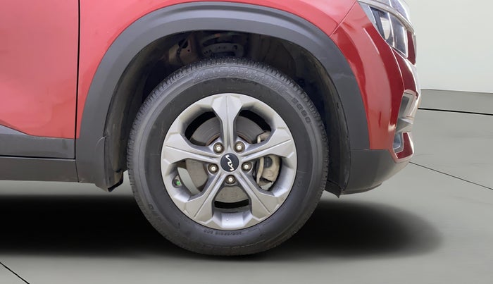 2021 KIA SELTOS HTK PLUS AT 1.5 DIESEL, Diesel, Automatic, 74,425 km, Right Front Wheel