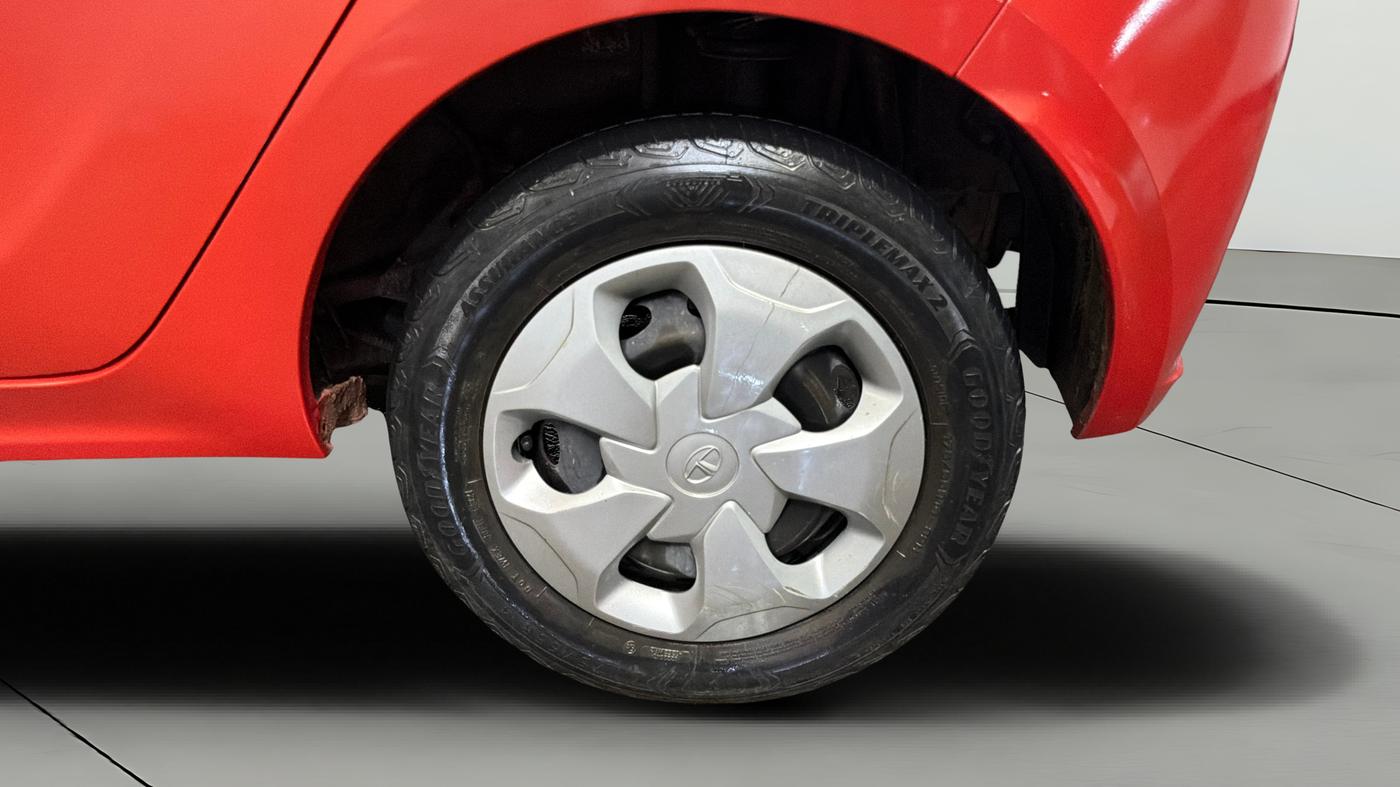2021 Tata Tiago XTA PETROL, Petrol, Automatic, 49,476 km, Left Rear Wheel