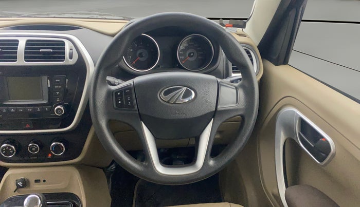 2017 Mahindra TUV300 T8 AMT, Diesel, Automatic, 1,02,809 km, Steering Wheel Close Up
