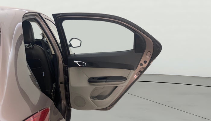 2018 Tata Tiago XZ PETROL, Petrol, Manual, 13,875 km, RHS Rear Door